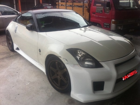 Nissan Fairlady 350z Weber Style Front Bumper & Side Skirt 