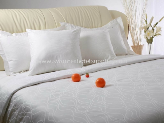 Plain White Duvet & Duvet cover