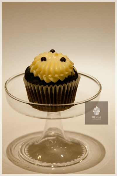 Black Velvet cupcake