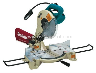 Makita LS1040 Sawing