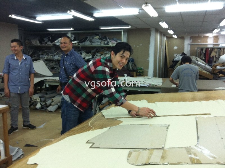 Zhang Yao Dong factory visitation at VG Sofa (M) Sdn Bhd