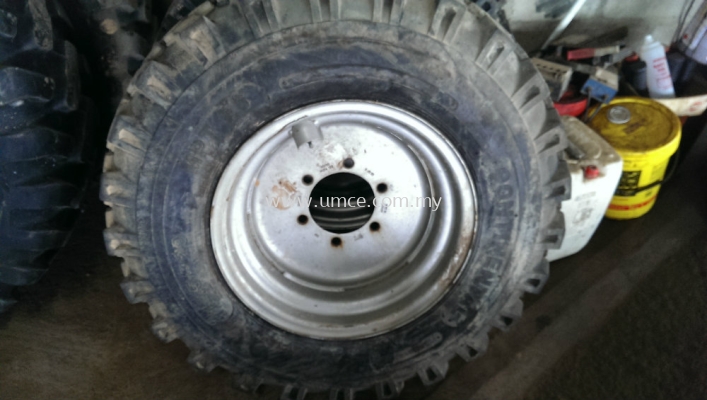 TYRE FOR WHEEL LOADER 