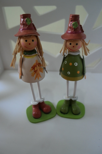 34026-WOODEN DOLLS-KD08