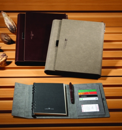 113-C49 Organizers / Diaries / Planner / Executive Notebooks / Gift Set