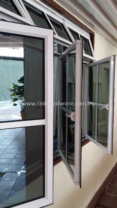 Aluminium Casement Window