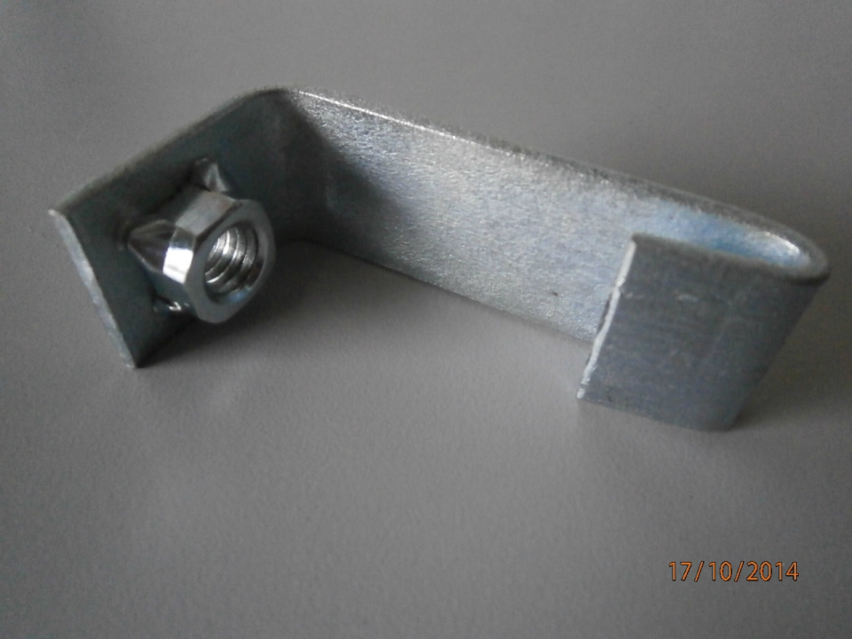 3/8" L BRACKET (Z/P)