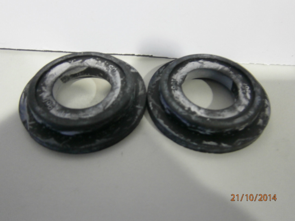National Air-Cond Fan Motor Rubber (SET)