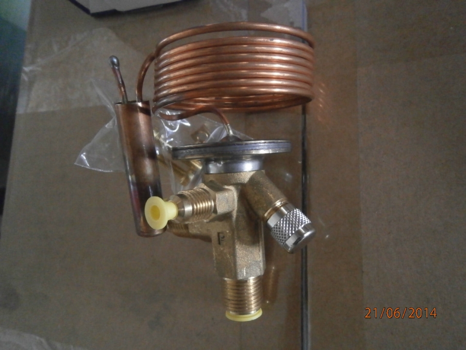 EMERSON FLOW CONTROLS EXPANSION VALVE BODY (TIE SERIES WITH EQUALIZER)