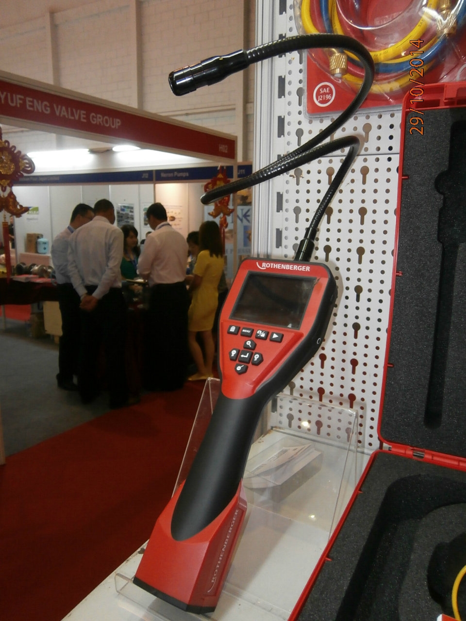 ROSCOPE 1000 The MULTIFUNCTION technology unites inspection technology and locating technology