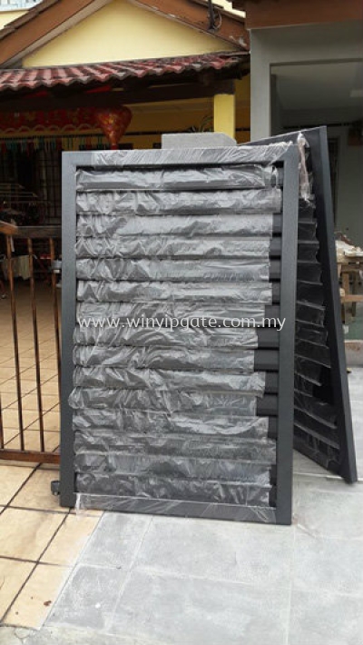 Mild Steel Metal Folding Gate and Fully Aluminum Wood Plate with Po