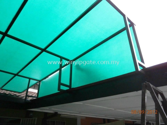 Polycarbonate Stainless Steel / Iron