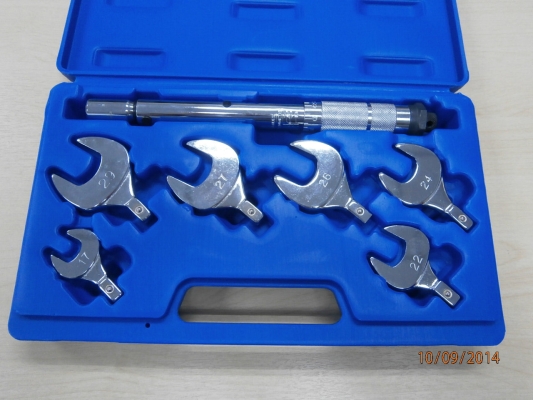 P&M 633A Complete Torque Wrench Kit in a handy case