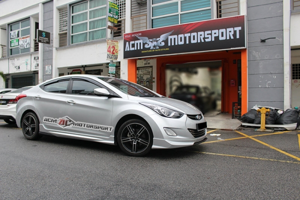 Hyundai Elantra MD LUX Style Bodykit