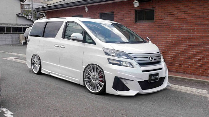 Toyota Vellfire Wald Black Bison Bodykit