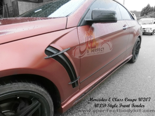 Mercedes E Class Coupe W207 WLD Style Front Fender 