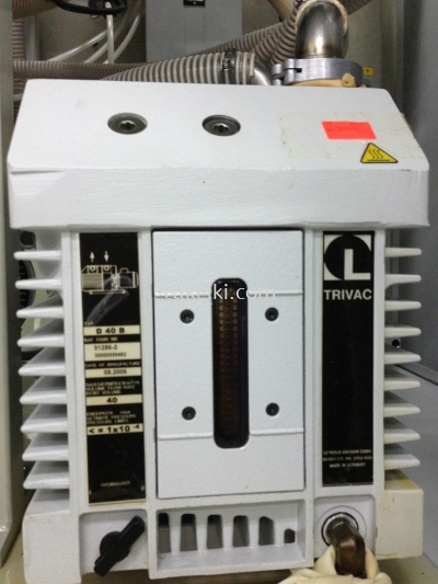 Trivac D8B