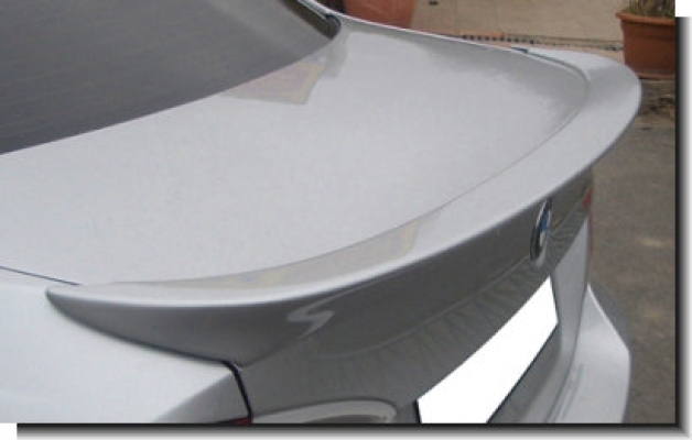 BMW E90 spoiler AC design