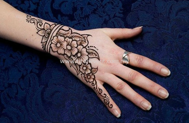 Henna Painting: Ancient Art in the Modern World 