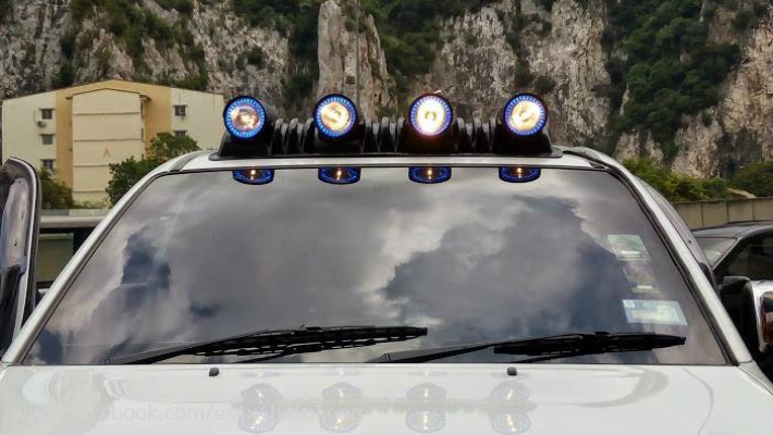 4x4 Roof Lamp