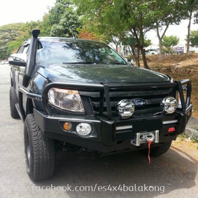 4x4 FRONT HEAVY DUTY IMPORTED BULL BAR , FRONT BUMPER, HILUX, FORD, TRITON, ISUZU, 