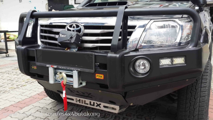 FRONT BULL BAR, HEAVY DUTY FRONT BUMPER, HILUX, FORD, MITSUBISHI, D MAX