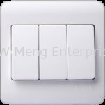 Model No: 31032B 10A 3 Gang 2 Way Switch