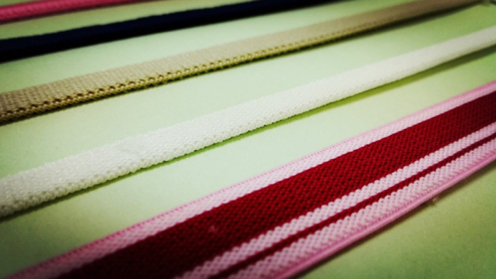 WOVEN ELASTIC