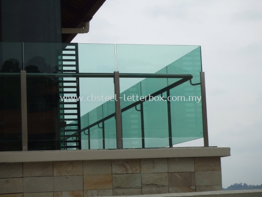 Stainless Steel Glass Railing - Balcony