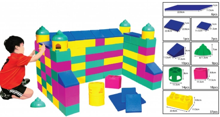 IXT-042B Huge Castle (102 Pcs)