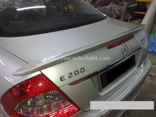 MERCEDES BENZ W211 J-EMOTION DESIGN REAR SPOILER