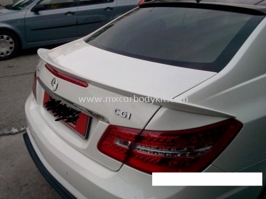 MERCEDES BENZ W207 J-EMOTION DESIGN REAR SPOILER