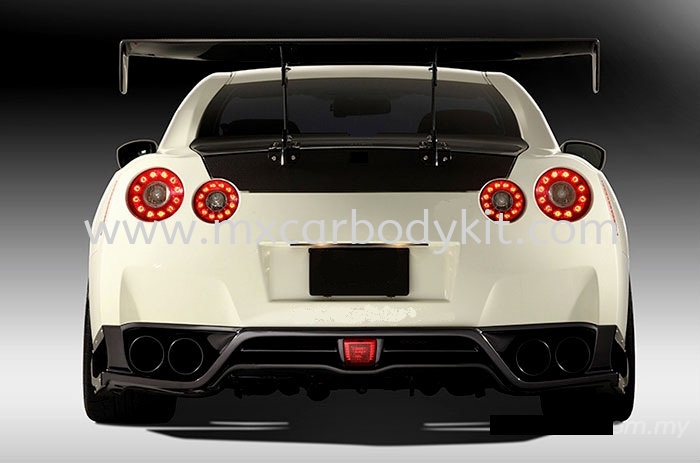 NISSAN SKYLINE GTR35 VERSION STYLE DESIGN REAR BUMPER SKIRT SKYLINE R35 NISSAN 