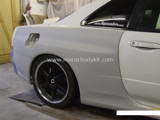 NISSAN SKYLINE GTR R34 REAR ARCHES