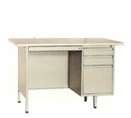 18~STEEL_DESK_W_LAMINATED_TOP