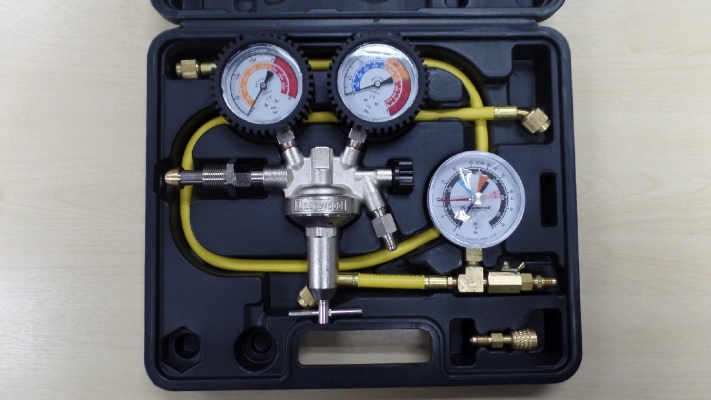 MASTERCOOL 53030 (EN) NITROGEN PRESSURE TESTING REGULATOR KIT