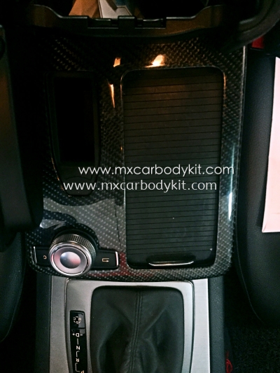 MERCEDES BENZ W204 CENTRE CONSOLE PANEL CARBON FIBER 