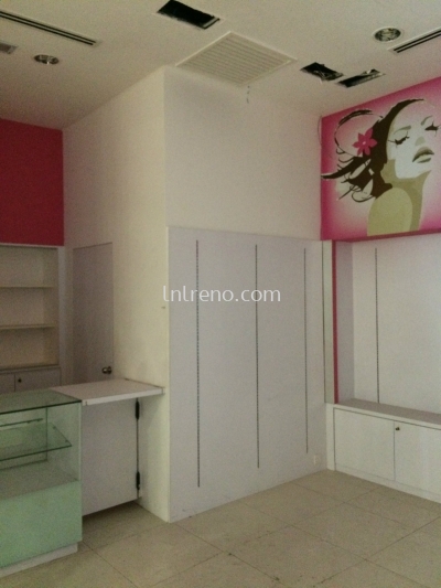 Commercial Custom made display cabinet with hanger design in Malaysia (FREE QUOTATION)