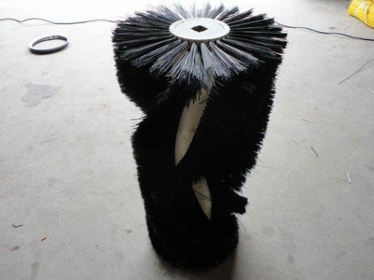 Center Roller Brush