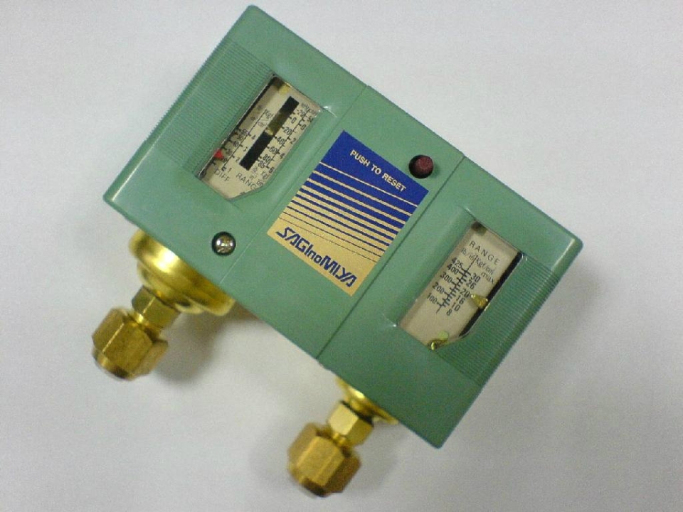 SAGINOMIYA DUAL FUNCTION PRESSURE CONTROLS TYPE DNS