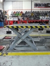 Mid-Rise Scissors Lift for Hole Dig Alignment Isaki Japan Alignment