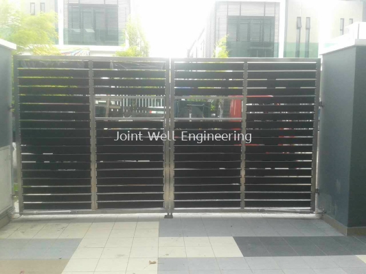 Stainless Steel Main Gate