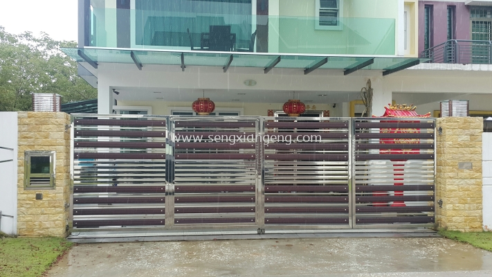 Stainless Steel Folding Main Gate