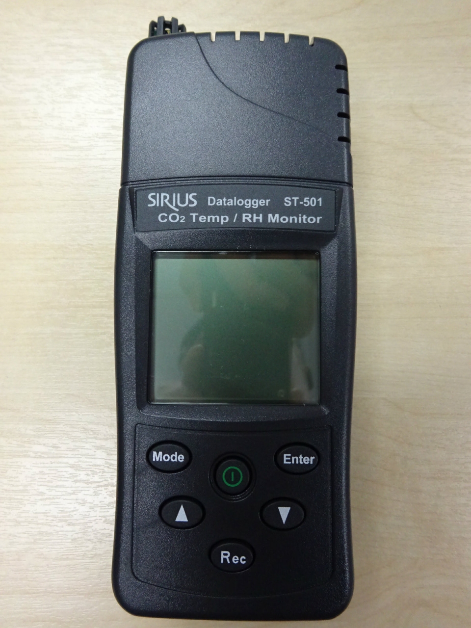 TENMARS ST-501 CO2/TEMP/RH INDOOR AIR QUALITY METER WITH DATALOGGING FUNCTION
