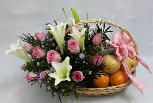 Fruit Basket Flower Arrangement (FB-036)