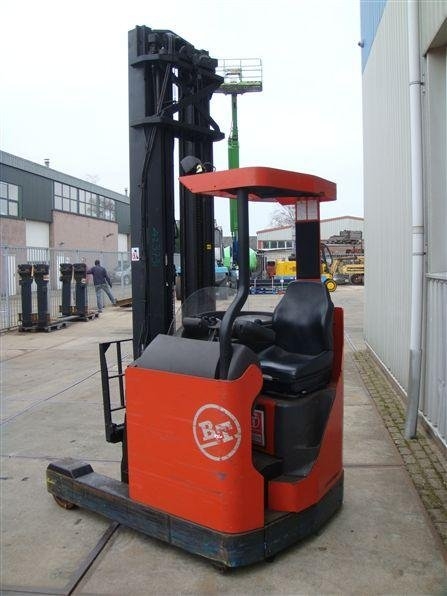 High Mast Reach Truck - BT for rent in Johor