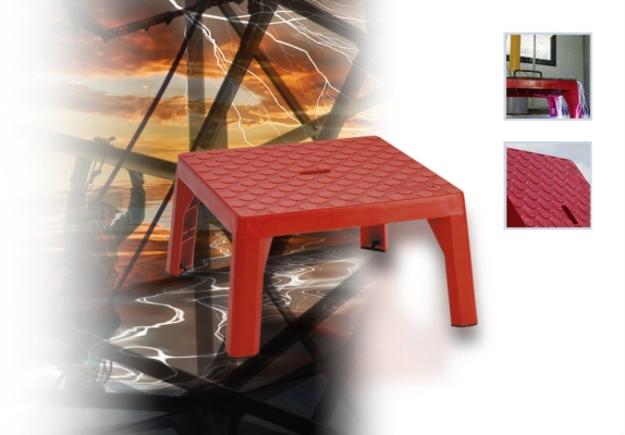 Insulating Stool for Indoor Use