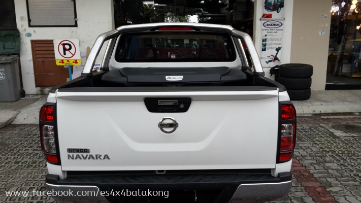 NEW NISSAN NAVARA  NP300 REAR ANTI ROLL  BAR. 