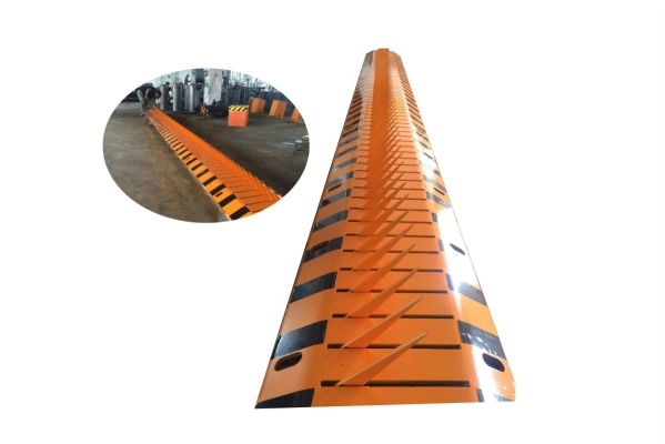 Steel Blade Road Blocker