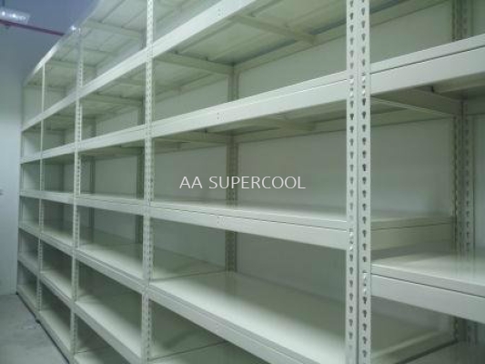 Boltless Rack c/w Metal Shelving