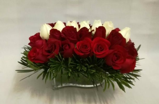 Rose Vase Arrangement (VA-017)